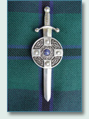 Sword and Shield Kilt Pin<br>
green Malachite stone
 - KP08